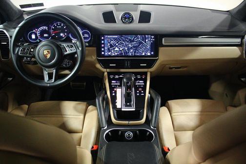 2022 Porsche Cayenne Turbo