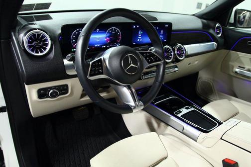 2025 Mercedes-Benz GLB 250 4MATIC