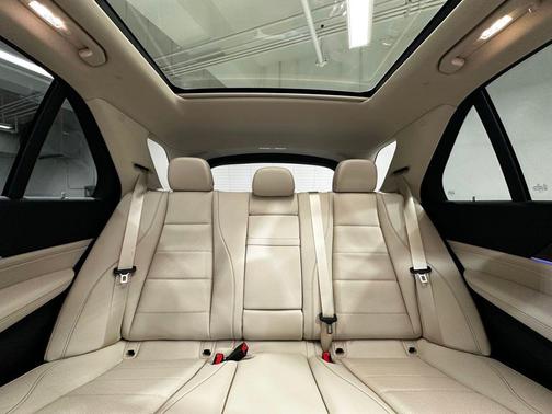 Polar White 2026 Mercedes-Benz GLE 450 4MATIC