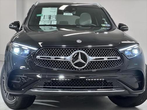 2025 Mercedes-Benz GLC 350e Base