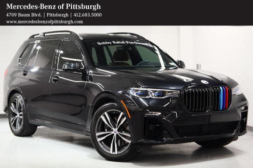 2022 BMW X7 M50i