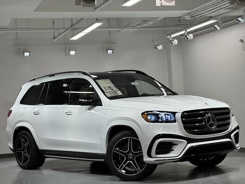 2026 Mercedes-Benz GLS 450 4MATIC