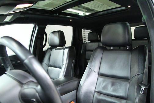 Diamond Black Crystal Pearlcoat 2019 Jeep Grand Cherokee Limited