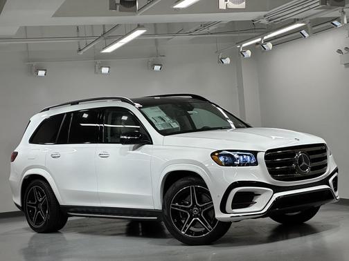 2026 Mercedes-Benz GLS 450 4MATIC