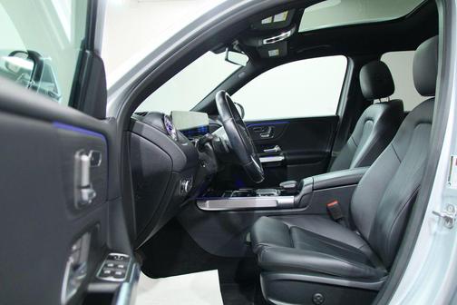 Iridium Silver Metallic 2023 Mercedes-Benz GLB 250 4MATIC