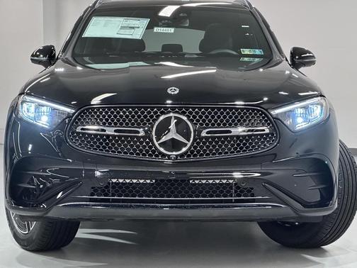 2026 Mercedes-Benz GLC 300 4MATIC