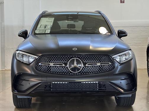 2026 Mercedes-Benz GLC 300 4MATIC