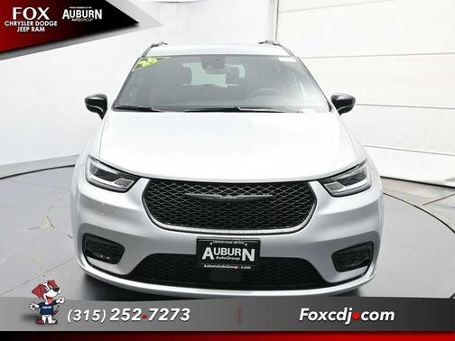 2026 Chrysler Pacifica L