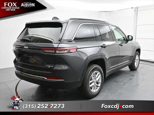 2025 Jeep Grand Cherokee Laredo
