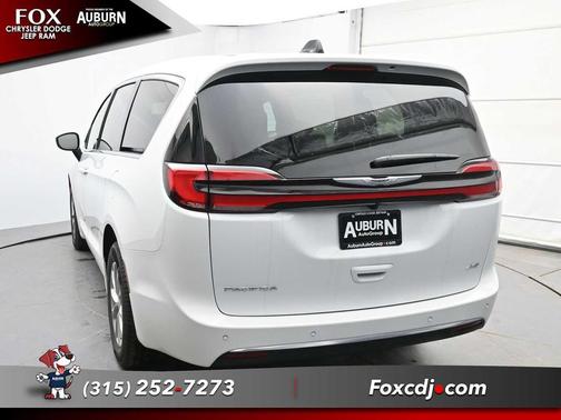 2026 Chrysler Pacifica L