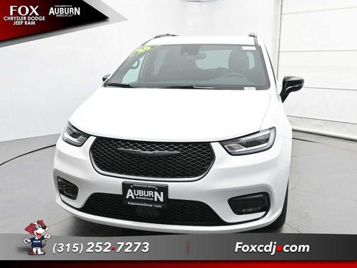 2026 Chrysler Pacifica L