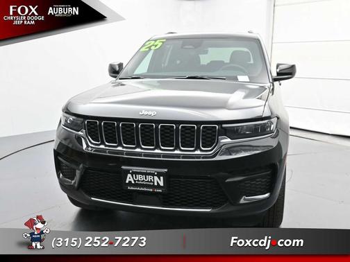 2025 Jeep Grand Cherokee Laredo