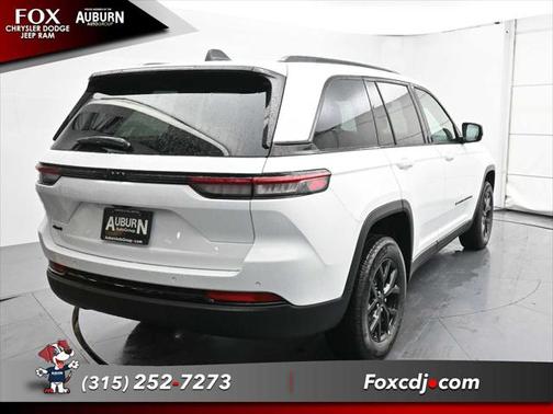2025 Jeep Grand Cherokee Altitude