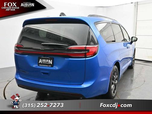 2026 Chrysler Pacifica L