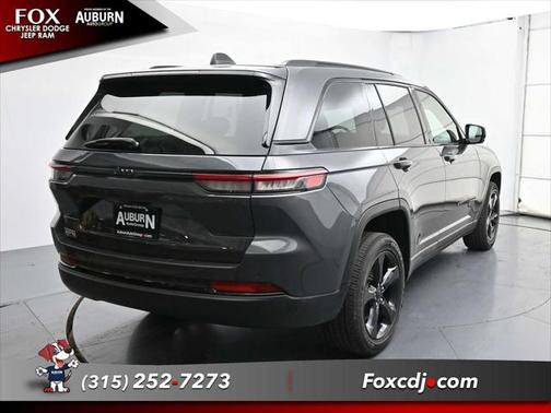 2023 Jeep Grand Cherokee Altitude