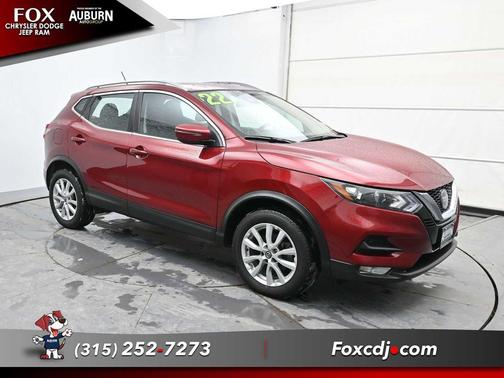 2022 Nissan Rogue Sport SV