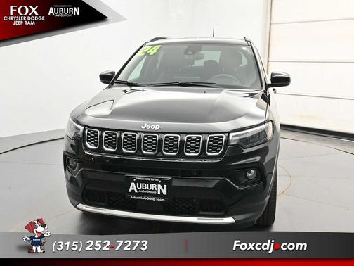 Diamond Black Crystal Pearlcoat 2024 Jeep Compass Limited