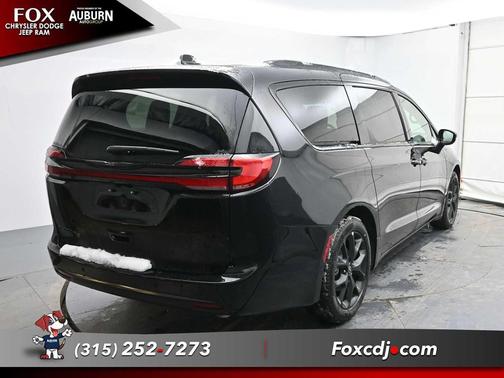 2026 Chrysler Pacifica L