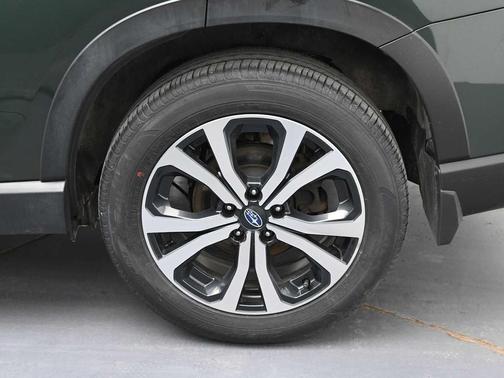 Cascade Green Silica 2023 Subaru Forester Limited