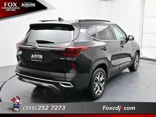 Cherry Black 2021 Kia Seltos EX