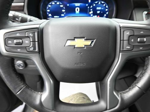 2022 Chevrolet Suburban LT