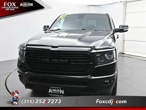 Diamond Black Crystal Pearlcoat 2020 RAM 1500 Big Horn/Lone Star