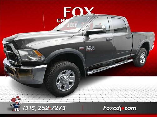 2017 RAM 2500 Tradesman Crew Cab 4x4 6'4' Box