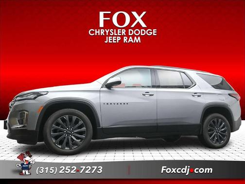 Sterling Gray Metallic 2023 Chevrolet Traverse RS