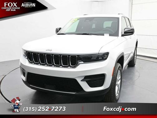 2025 Jeep Grand Cherokee Laredo