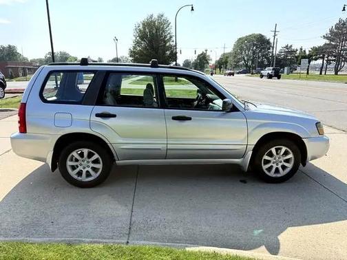 2005 Subaru Forester 2.5 XS
