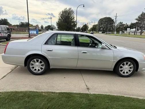 2009 Cadillac DTS 1SA