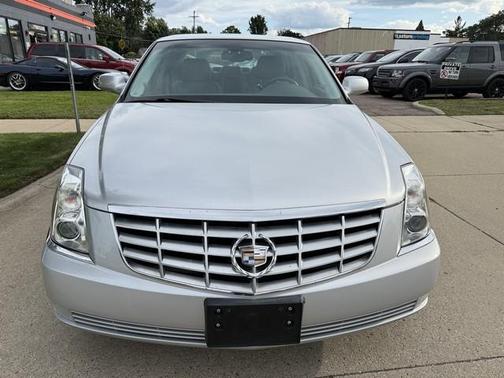 2009 Cadillac DTS 1SA