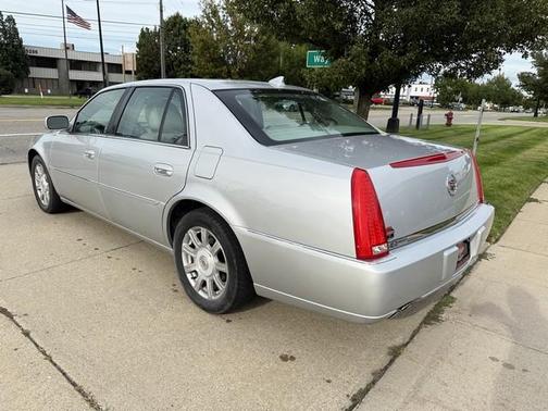 2009 Cadillac DTS 1SA
