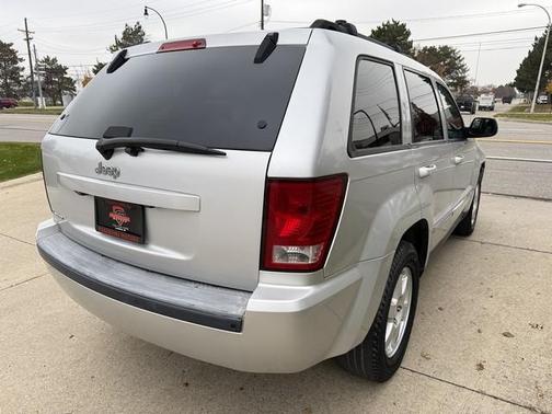 2010 Jeep Grand Cherokee Laredo