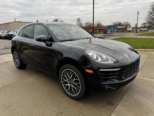 2015 Porsche Macan S