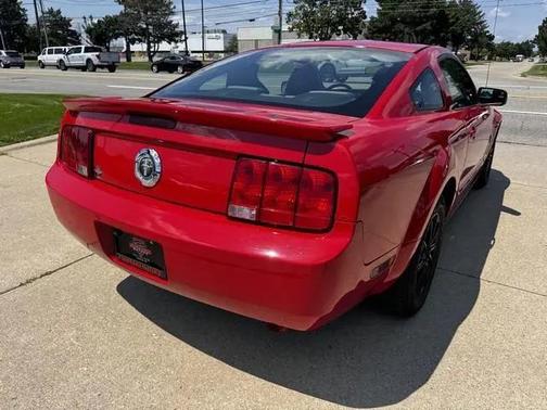 2009 Ford Mustang Premium