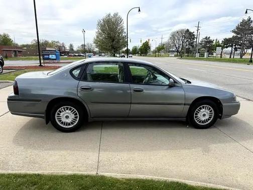 2004 Chevrolet Impala Base