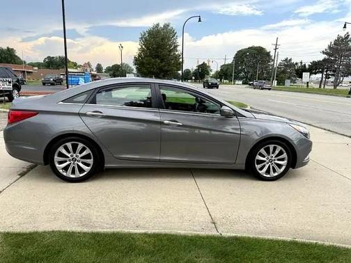 2012 Hyundai SONATA Limited
