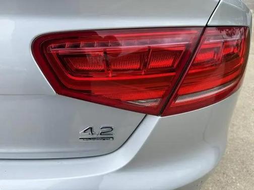 2012 Audi A8 L 4.2 quattro