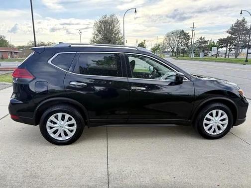 2017 Nissan Rogue S