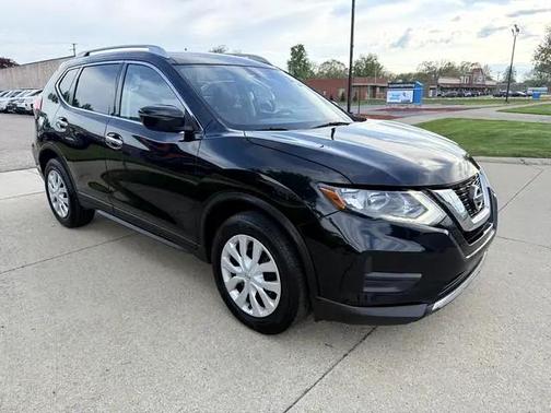 2017 Nissan Rogue S