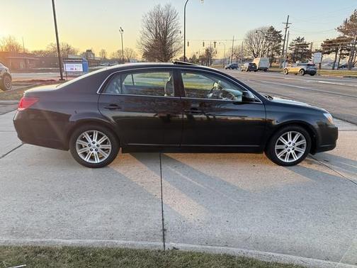2005 Toyota Avalon Limited