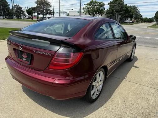 2004 Mercedes-Benz C-Class C230 Kompressor Sport