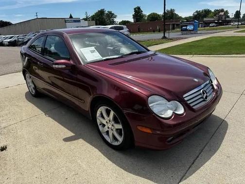 2004 Mercedes-Benz C-Class C230 Kompressor Sport