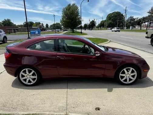 2004 Mercedes-Benz C-Class C230 Kompressor Sport