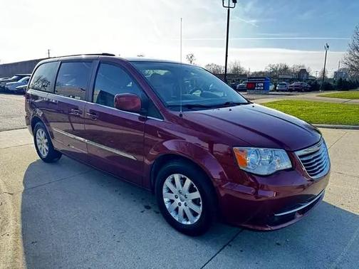 2015 Chrysler Town & Country Touring