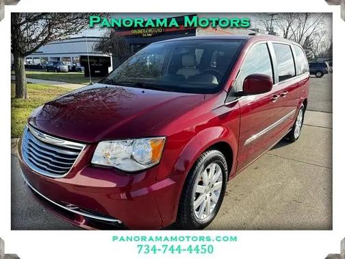 2015 Chrysler Town & Country Touring