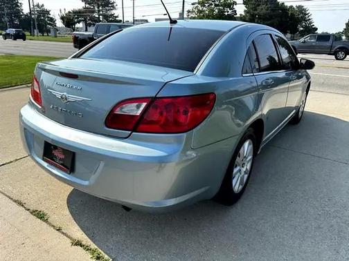 2009 Chrysler Sebring Base