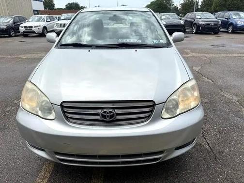 2004 Toyota Corolla LE