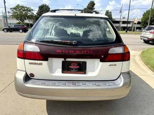 2003 Subaru Outback Base
